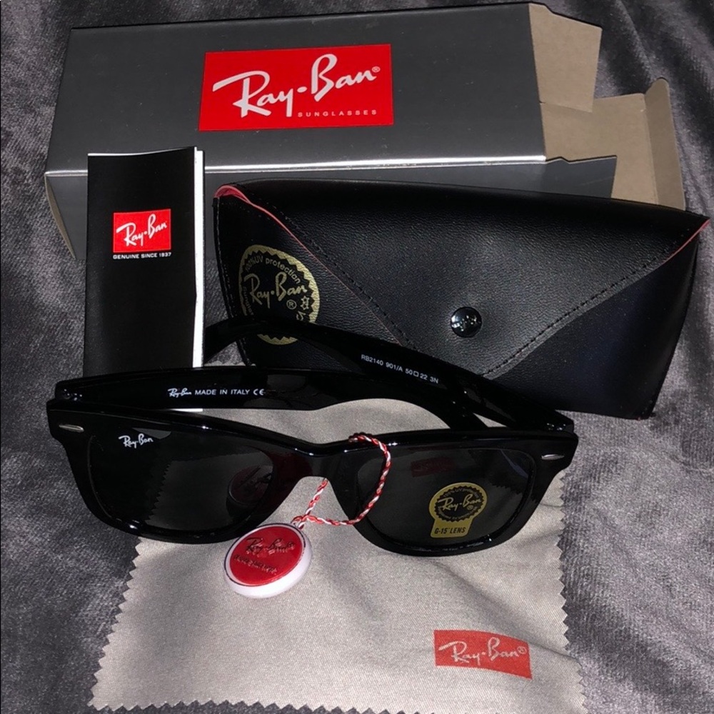 Ray-Ban Sunglasses • Brand New 😎 50mm